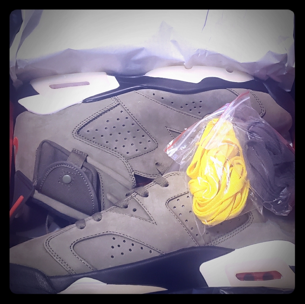 Travis scott jordan 6